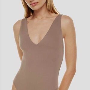 Babaton Aritzia V-Neck Women’s Bodysuit in Taupe